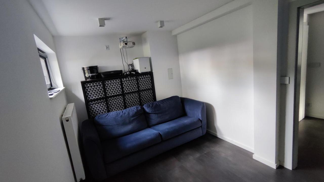 Metro-House 24H --Fakturavat-- Apartment Sroda Slaska Exterior photo